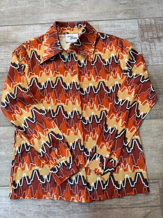 The Hippie Shake Tops - The Hippie ShakeVintage-Inspired Geometric Button-Down Shirt in Orange and Brown